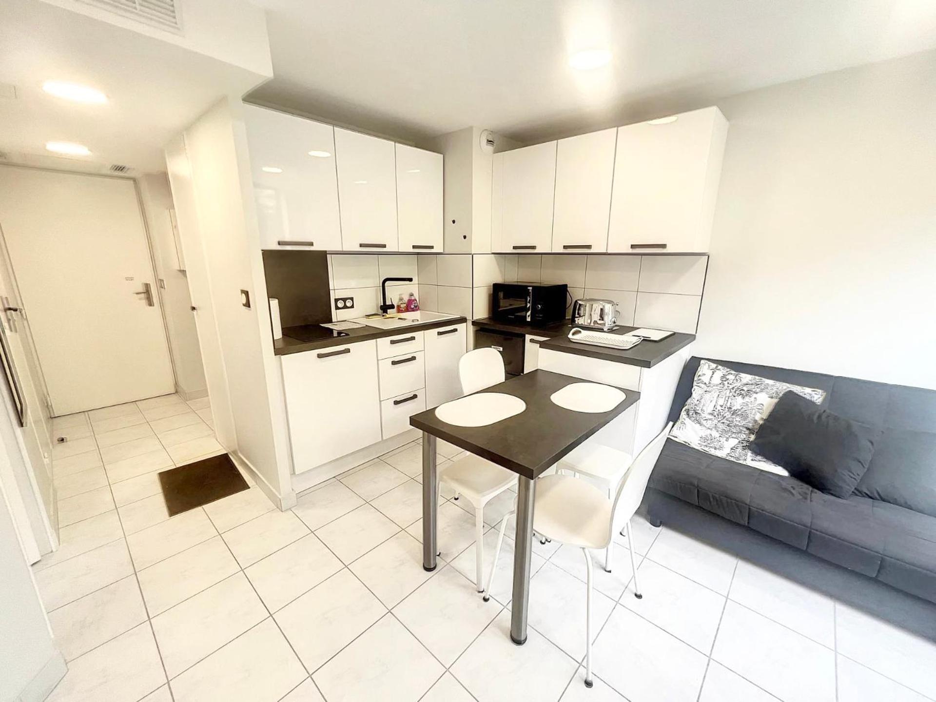 Appartement 2P Avec Piscine A 150 M Plage Proche Palais Cannes Exteriör bild